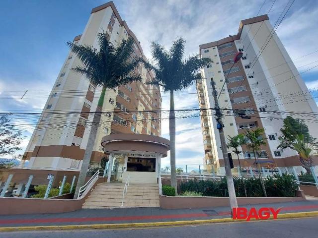 Apartamento aluguel em Região Geográfica Imediata de Florianópolis, São José
