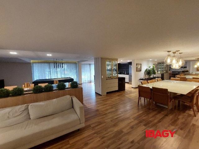 Apartamento aluguel em Kobrasol, São José