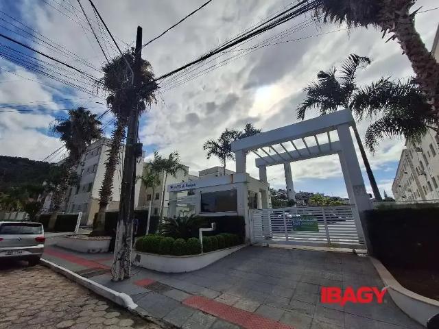 Apartamento aluguel em Região Geográfica Imediata de Florianópolis, São José