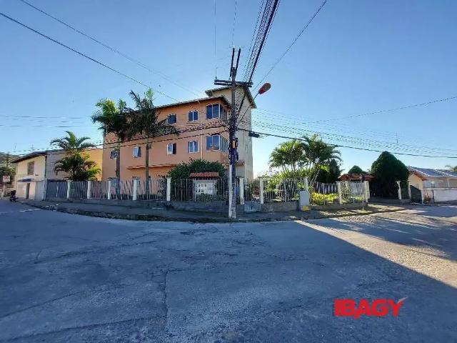 Apartamento aluguel em Região Geográfica Imediata de Florianópolis, São José