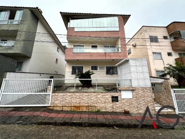 Apartamento aluguel em Região Geográfica Imediata de Florianópolis, São José