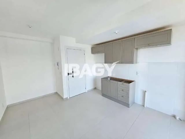 Apartamento aluguel em Região Geográfica Imediata de Florianópolis, São José
