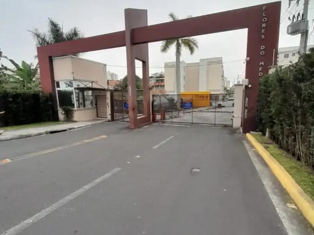 Apartamento aluguel em Região Geográfica Imediata de Florianópolis, São José