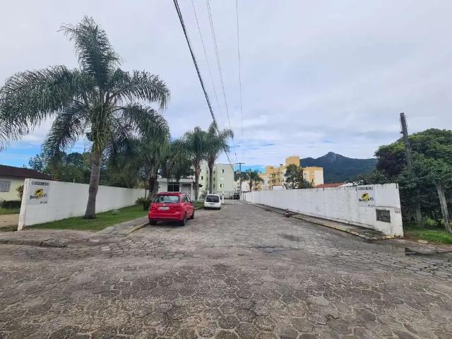 Apartamento aluguel em Região Geográfica Imediata de Florianópolis, São José