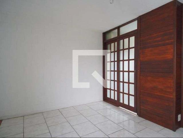 Apartamento aluguel em Região Geográfica Imediata de Novo Hamburgo - São Leopoldo, Região Metropolitana de Porto Alegre