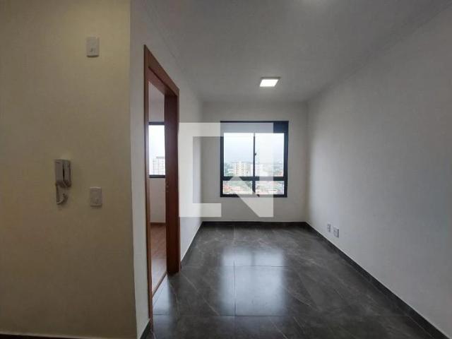Apartamento aluguel em Jardim São Luís, São Paulo