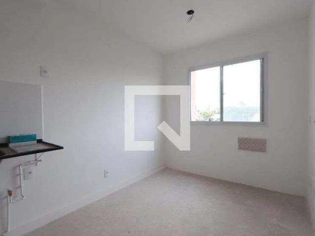 Apartamento aluguel em Jardim Santa Bárbara, São Paulo