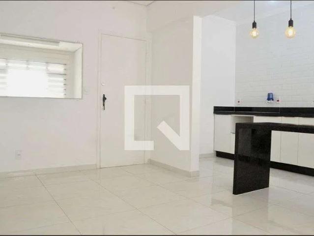Apartamento aluguel em São Vicente