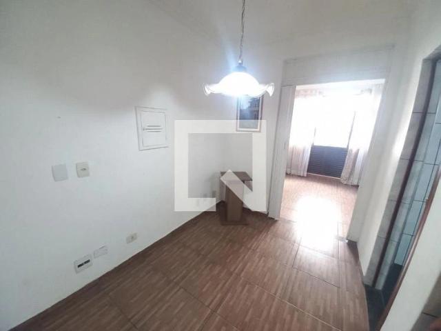 Apartamento aluguel em São Vicente