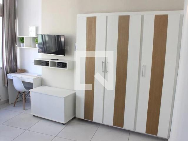 Apartamento aluguel em São Vicente