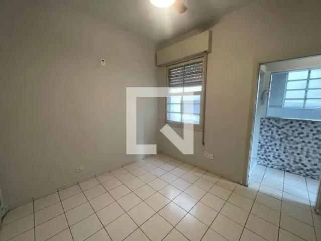 Apartamento aluguel em Região Imediata de Santos, Região Metropolitana da Baixada Santista