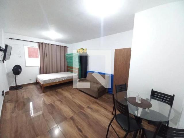 Apartamento aluguel em São Vicente