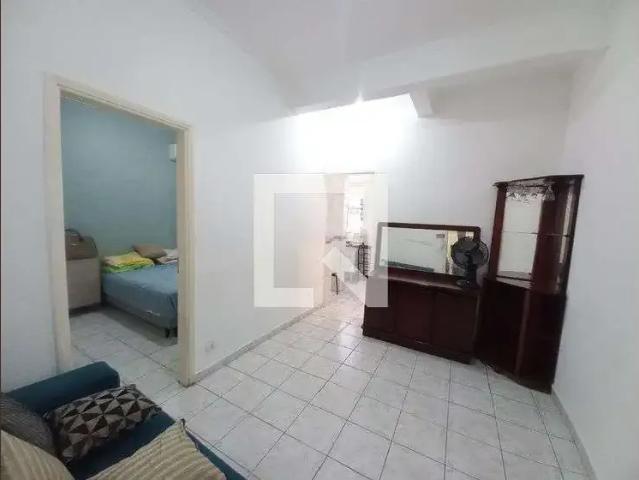 Apartamento aluguel em Região Imediata de Santos, Região Metropolitana da Baixada Santista