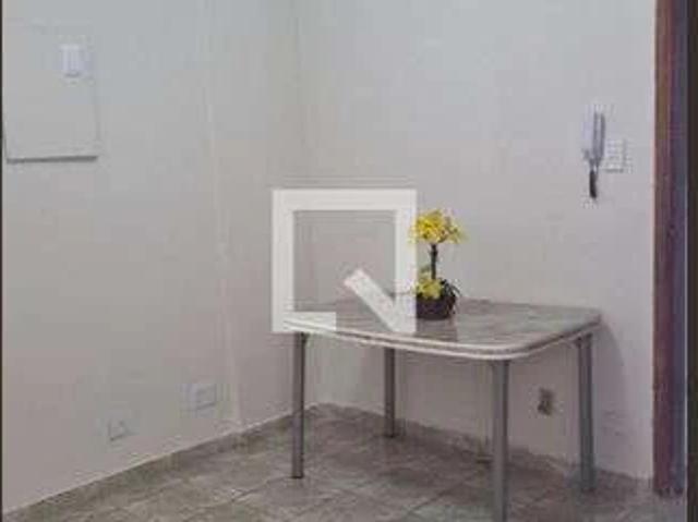 Apartamento aluguel em São Vicente