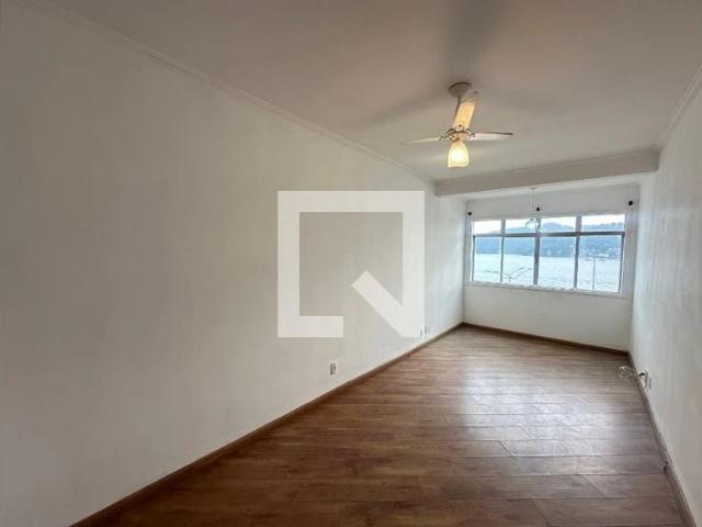 Apartamento aluguel em São Vicente