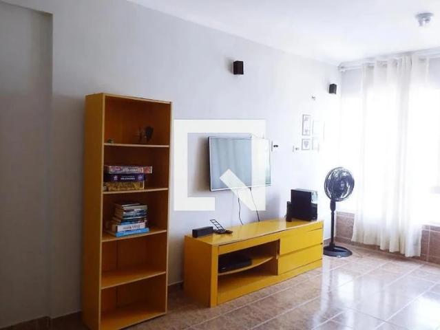 Apartamento aluguel em São Vicente