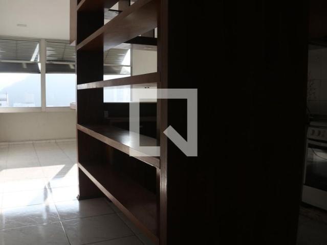 Apartamento aluguel em Região Imediata de Santos, Região Metropolitana da Baixada Santista