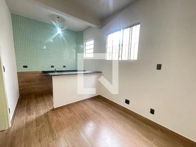 Apartamento aluguel em São Vicente