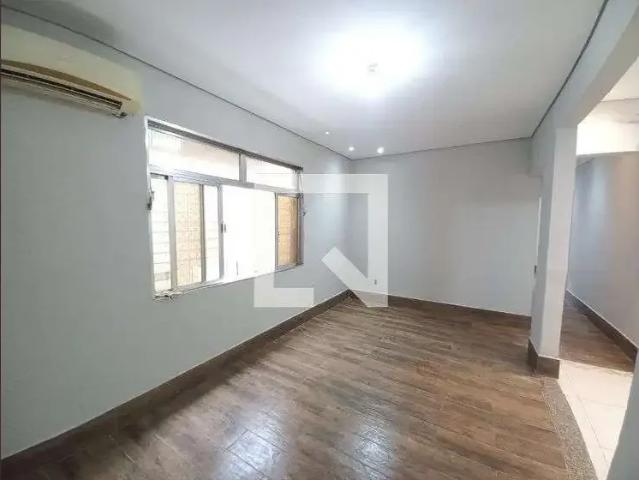 Apartamento aluguel em Região Imediata de Santos, Região Metropolitana da Baixada Santista