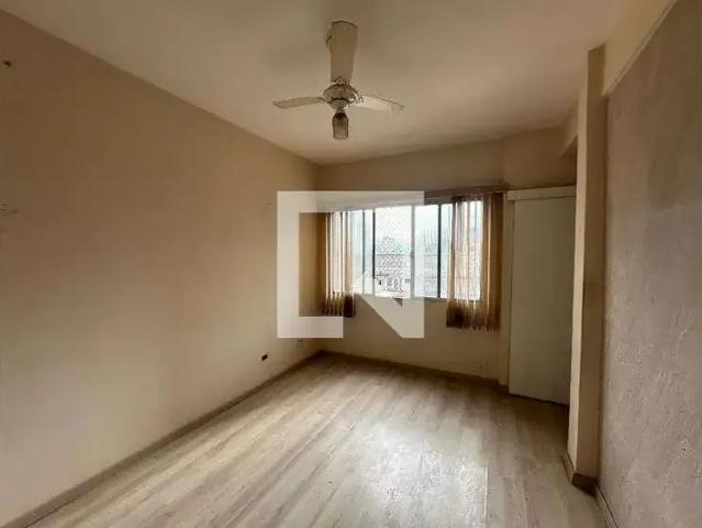 Apartamento aluguel em Região Imediata de Santos, Região Metropolitana da Baixada Santista