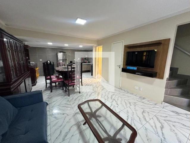 Apartamento aluguel em São Vicente
