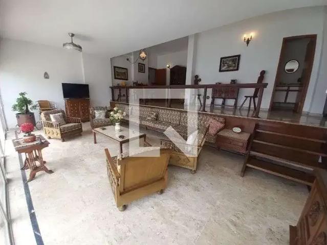 Apartamento aluguel em Região Imediata de Santos, Região Metropolitana da Baixada Santista