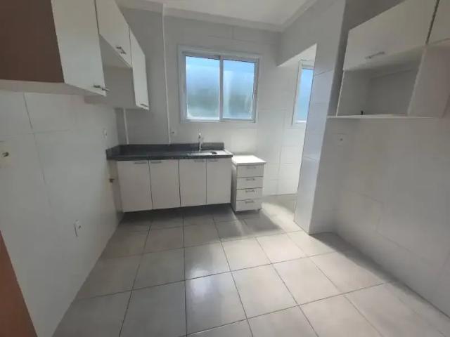 Apartamento aluguel em São Vicente