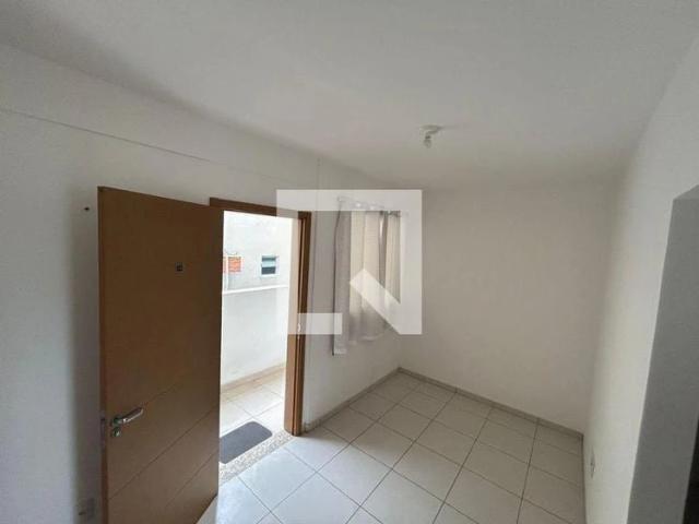 Apartamento aluguel em São Vicente