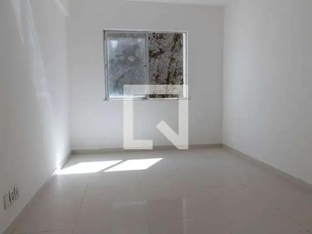 Apartamento aluguel em Região Geográfica Imediata de Salvador, Região Metropolitana de Salvador