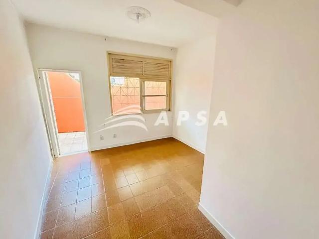 Apartamento aluguel em Região Geográfica Imediata de Salvador, Região Metropolitana de Salvador