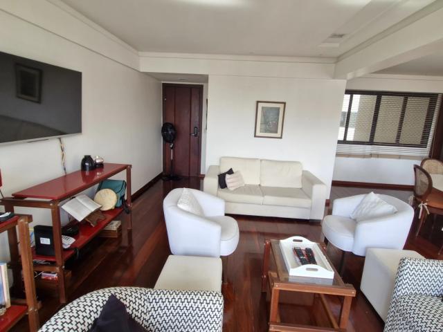 Apartamento aluguel em Alto do Itaigara, Salvador