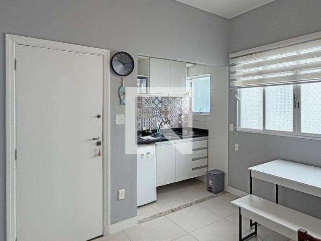 Apartamento aluguel em Região Imediata de Santos, Região Metropolitana da Baixada Santista