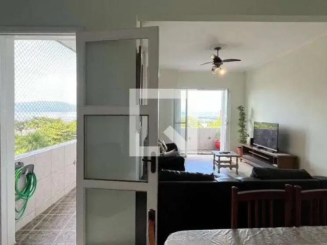 Apartamento aluguel em Região Imediata de Santos, Região Metropolitana da Baixada Santista