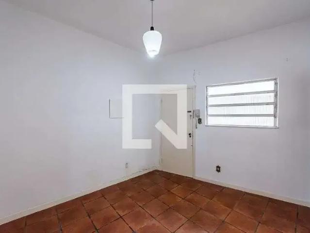 Apartamento aluguel em Região Imediata de Santos, Região Metropolitana da Baixada Santista