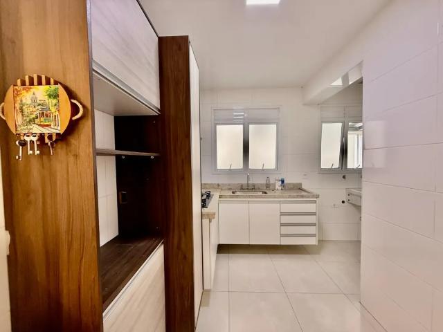 Apartamento aluguel em Região Imediata de Santos, Região Metropolitana da Baixada Santista