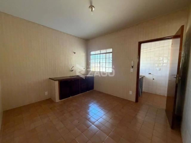 Apartamento aluguel em Uberaba, Região Geográfica Intermediária de Uberaba
