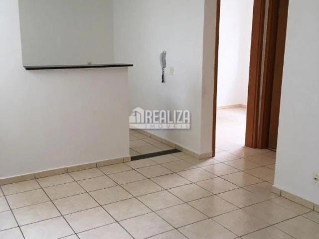 Apartamento aluguel em Distrito Industrial I, Uberaba