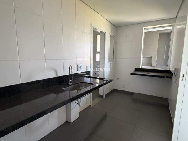 Apartamento aluguel em Uberaba, Região Geográfica Intermediária de Uberaba