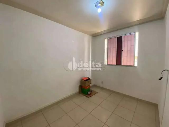 Apartamento aluguel em Região Geográfica Imediata de Uberlândia, Oliveira Fortes