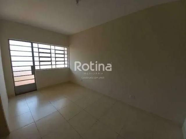 Apartamento aluguel em Região Geográfica Imediata de Uberlândia, Oliveira Fortes