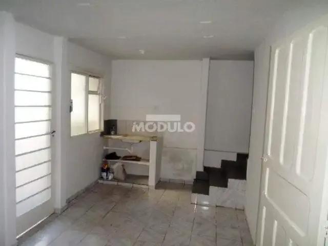 Apartamento aluguel em Região Geográfica Imediata de Uberlândia, Oliveira Fortes