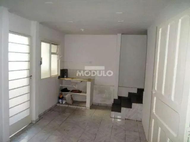 Apartamento aluguel em Região Geográfica Imediata de Uberlândia, Oliveira Fortes
