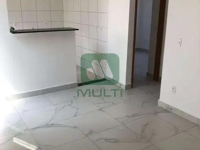 Apartamento aluguel em Chácaras Tubalina e Quartel, Uberlândia