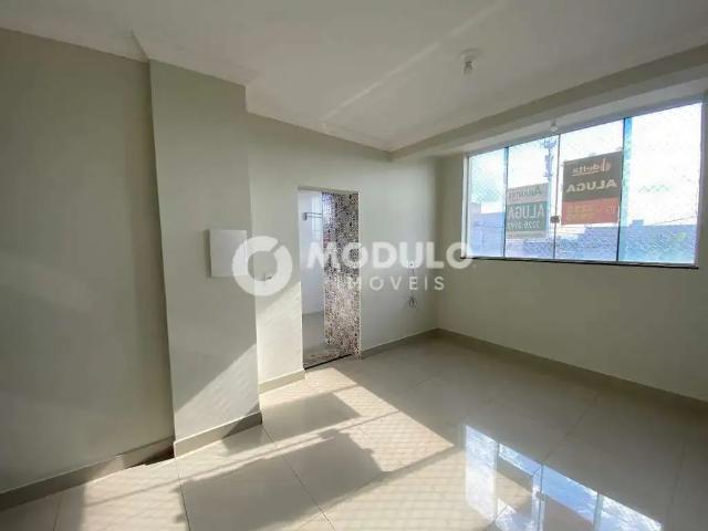 Apartamento aluguel em Região Geográfica Imediata de Uberlândia, Oliveira Fortes