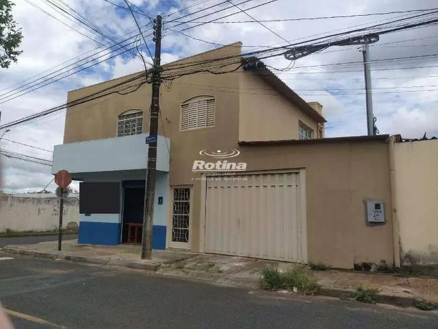 Apartamento aluguel em Região Geográfica Imediata de Uberlândia, Oliveira Fortes