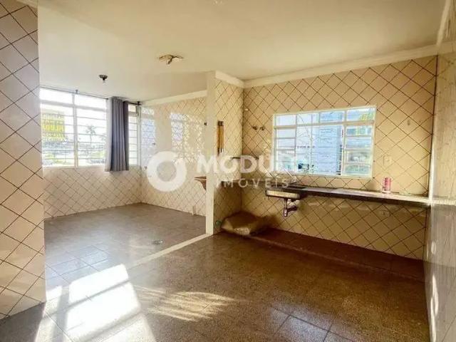 Apartamento aluguel em Região Geográfica Imediata de Uberlândia, Oliveira Fortes