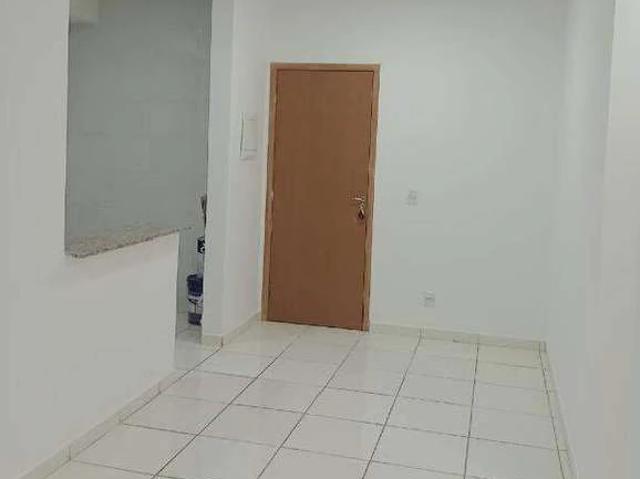 Apartamento aluguel em Dona Zulmira, Uberlândia