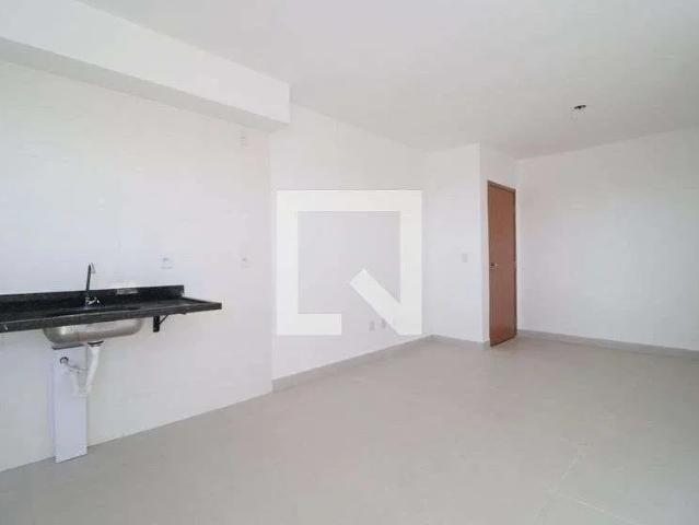 Apartamento aluguel em Dona Zulmira, Uberlândia