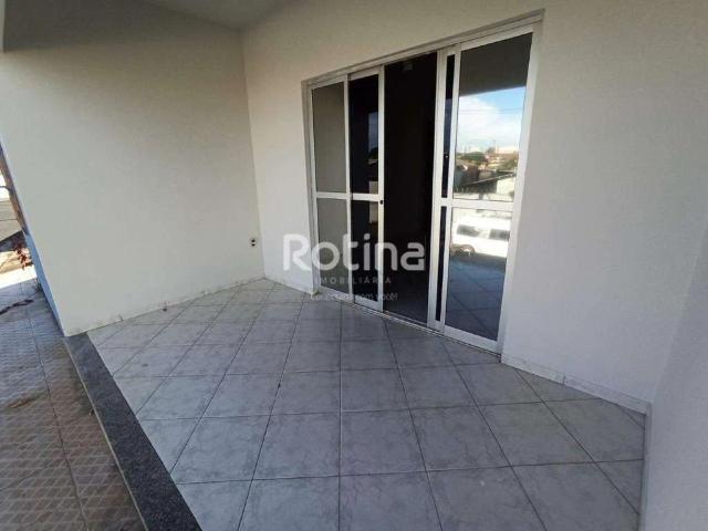 Apartamento aluguel em Parque Granada, Uberlândia
