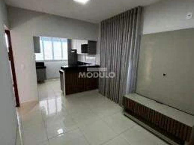 Apartamento aluguel em Planalto, Uberlândia